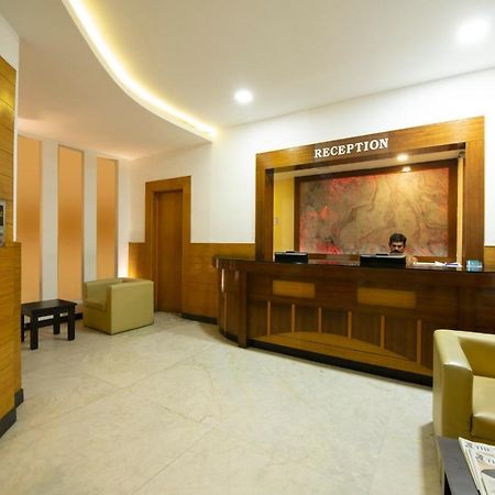 Comfy Luxury Hotel Bangalore Exterior foto