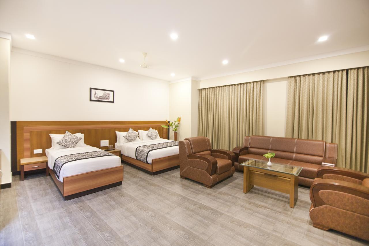 Comfy Luxury Hotel Bangalore Exterior foto