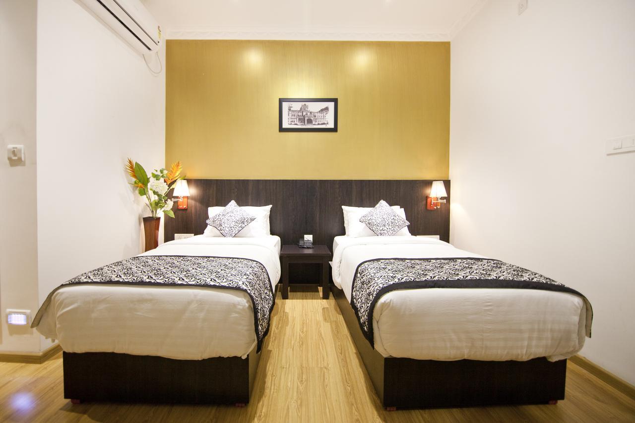 Comfy Luxury Hotel Bangalore Exterior foto