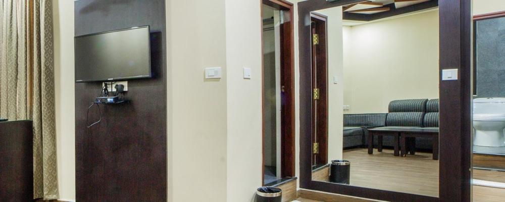 Comfy Luxury Hotel Bangalore Exterior foto